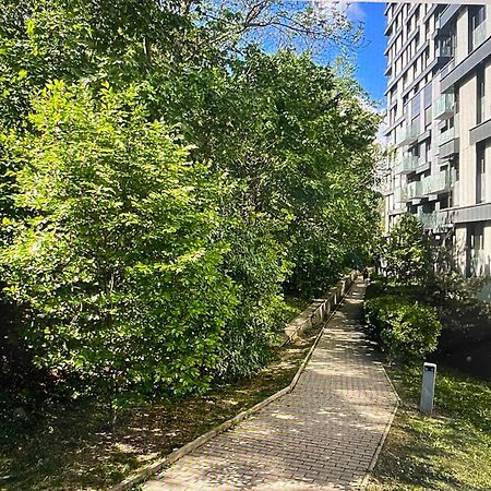 פראג Residence Garden Tower - 8 Min Do Centra, Garaz מראה חיצוני תמונה