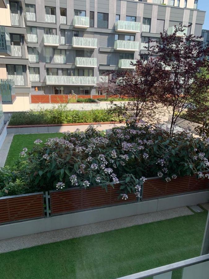 פראג Residence Garden Tower - 8 Min Do Centra, Garaz מראה חיצוני תמונה